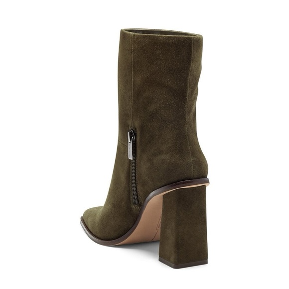 Vince Camuto - Dantania Boot - Picture 2 of 11